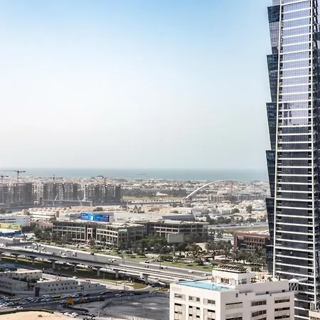 Scenic 2 Bedroom Apartment - Downtown Business Bay دبي المظهر الخارجي الصورة