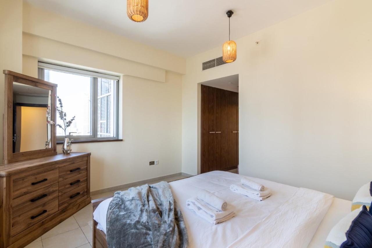 Апартаменты Scenic 2 Bedroom - Downtown Business Bay